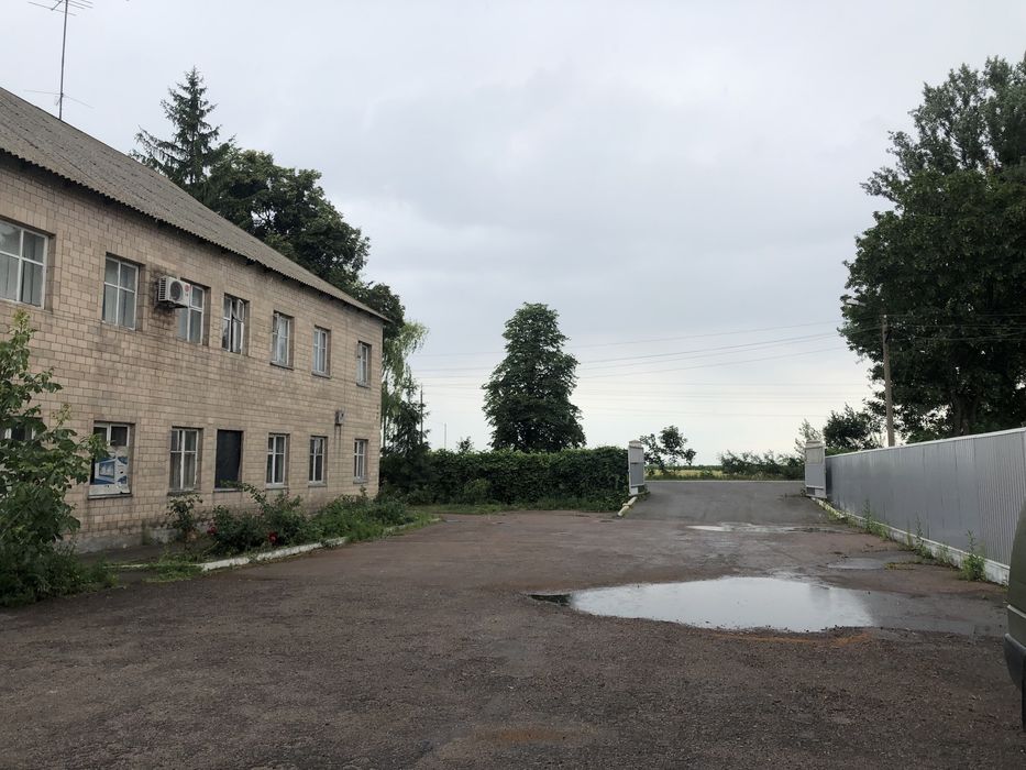 Оренда промислової бази в 5км від траси Київ-Харків, 100км від Києва