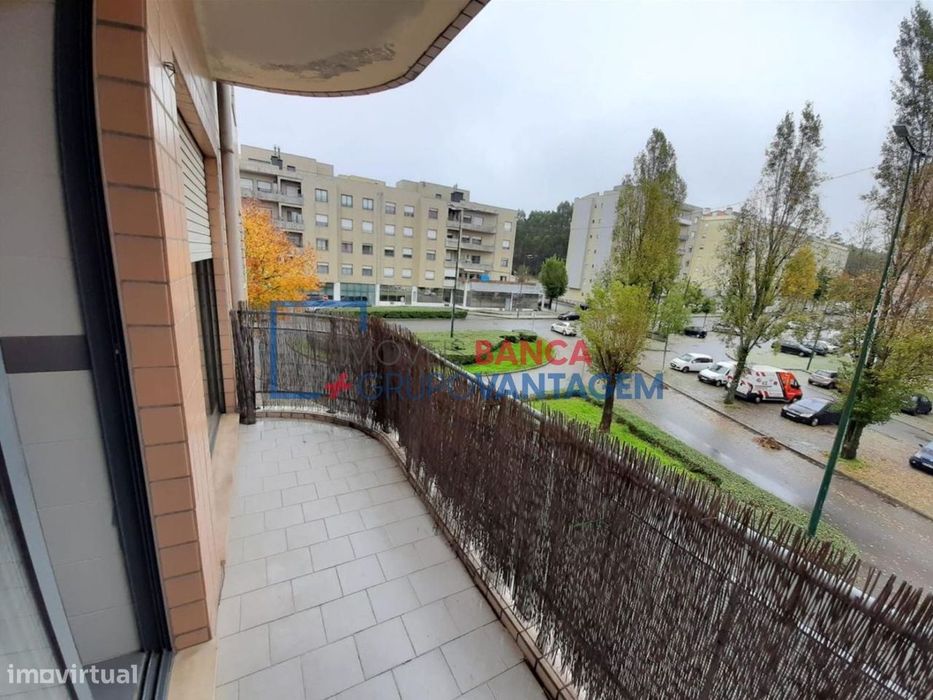 Apartamento T2 C/Varanda - Valongo