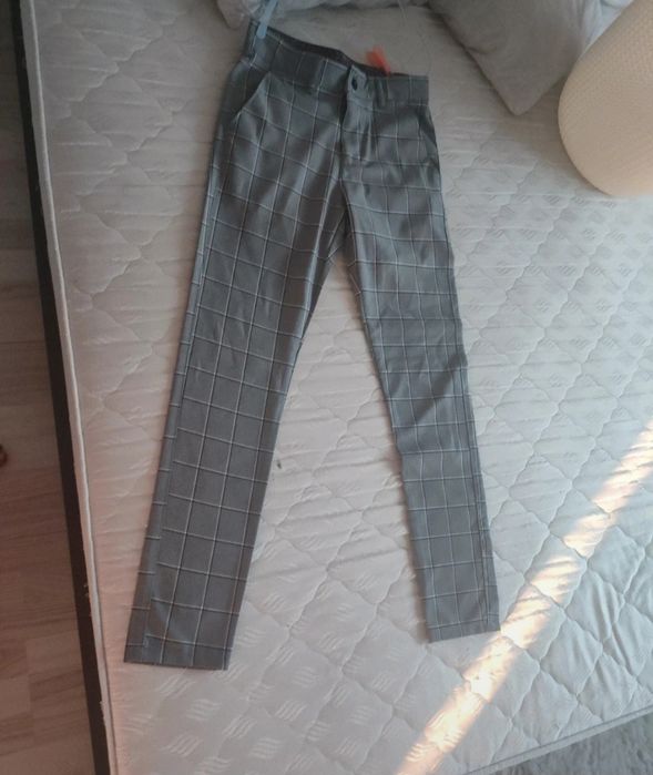 Nowe spodnie bez metki eleganckie