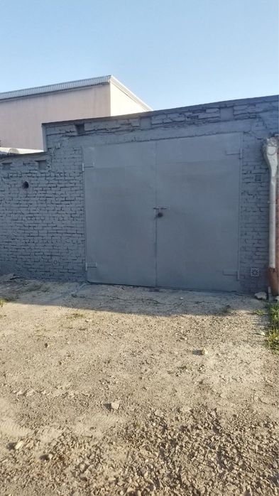 Гараж в оренду місто луцьк Вишенського 19 а