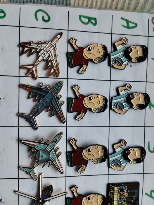 Pins do Cristiano e Messi e outros
