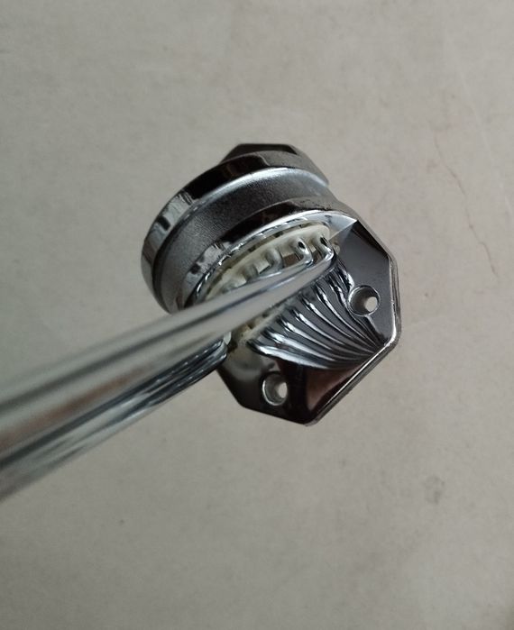 Suporte cromado de hastes de cortina circular de banho 180°