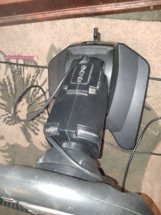 Sprzedam kierownice do Xboxa dwójki