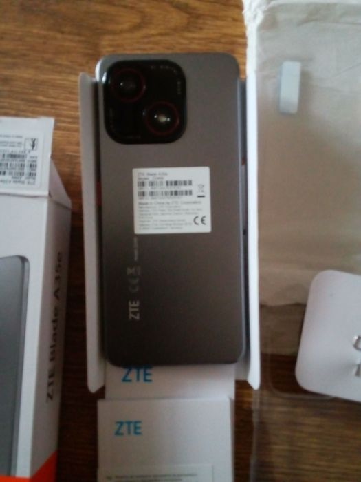 Продам телефон ZTE новий с Германии.