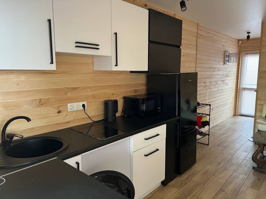 Продам новий будинок побудований з нуля, на 5 причалі, р-н 700 річча з прямим виходом на Дніпро