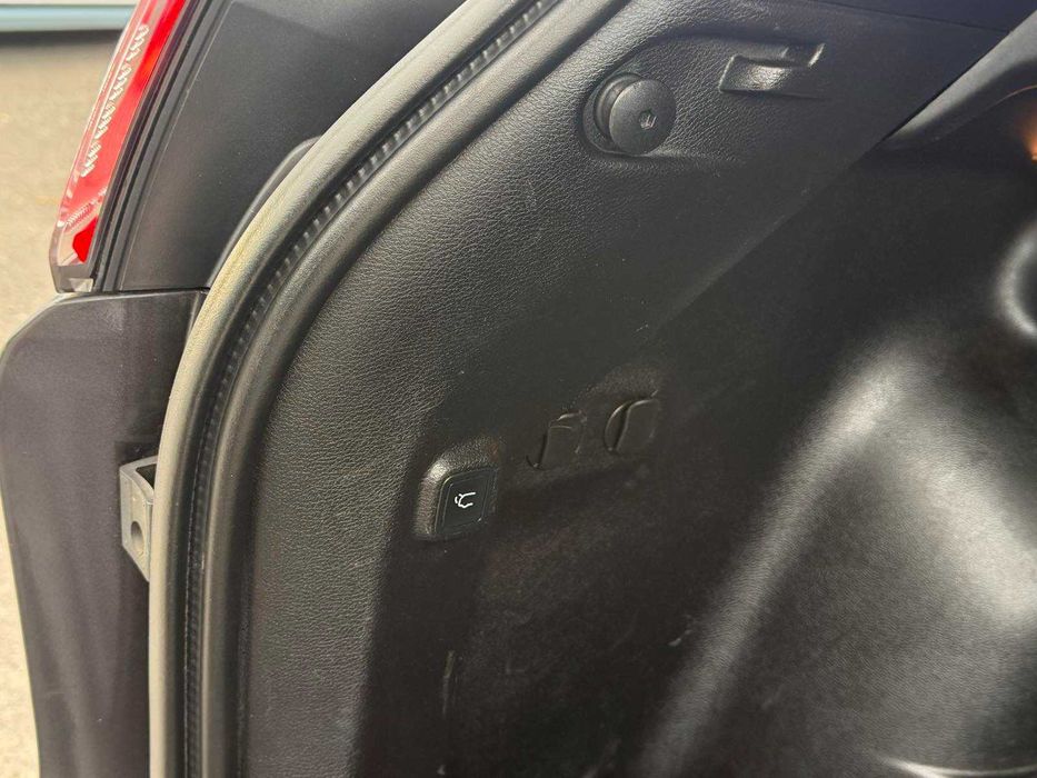 Продам Jeep Cherokee