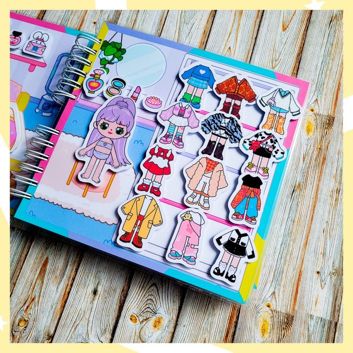 Książka na rzepy Toca Boka domek koleżanek FRIENDS. Lamibook