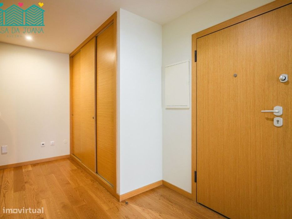 Apartamento T2 com Garagem Fechada em Aveiro