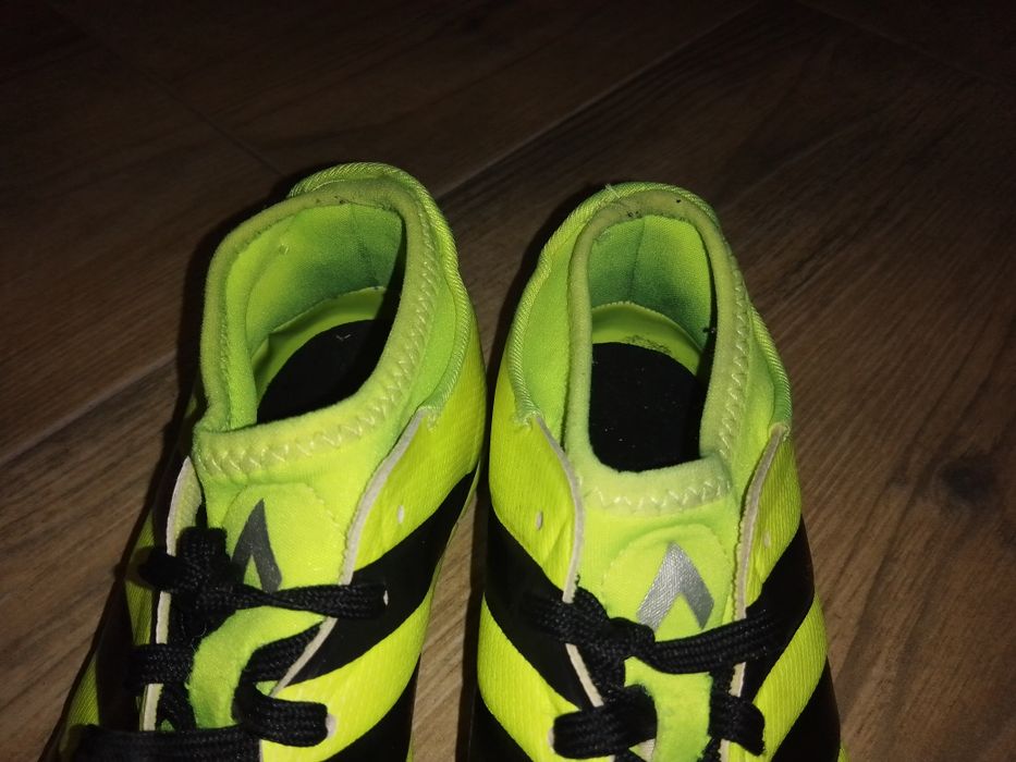 Buty piłkarskie halówki adidas r. 36 2/3