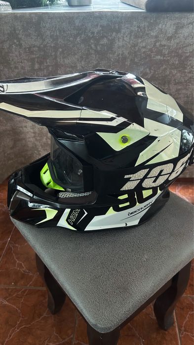 Продам крос шолом