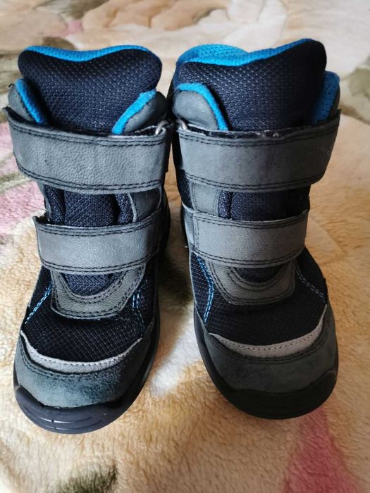 Взуття на хлопчика б/в - Чоботи, Кросівки, Сандалі.