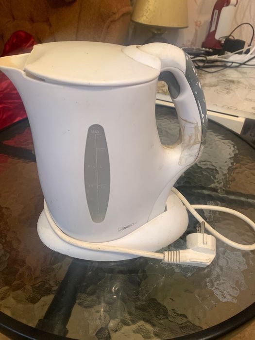 Электрочайник Clatronic