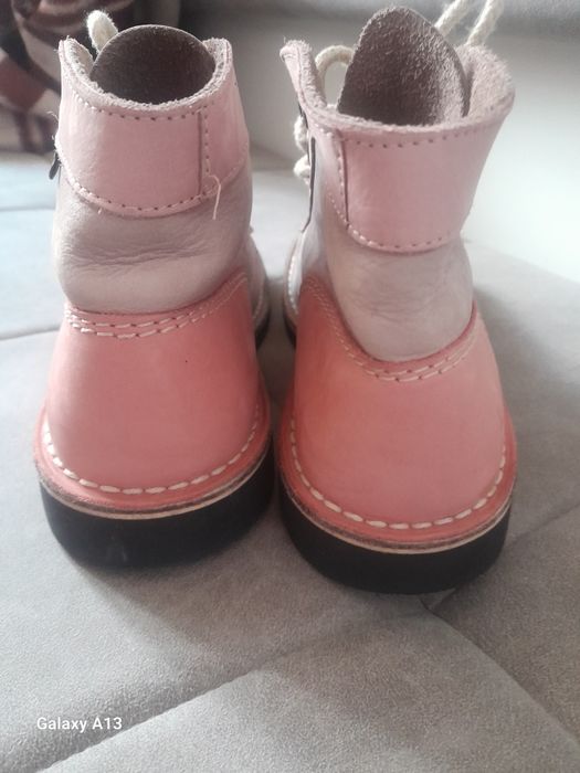 Демісезонні шкіряні черевики Kickers