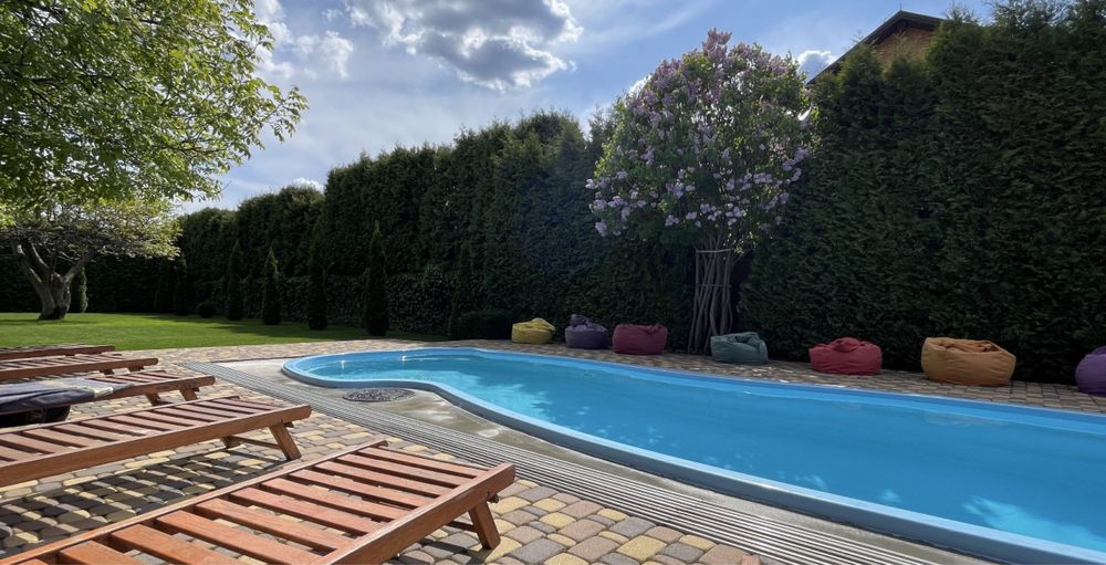 Сдам дом м Осокорки Славутич с басейном