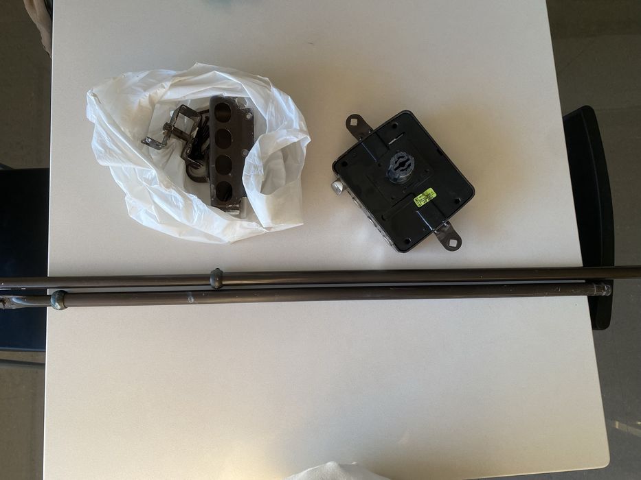 Fechadura de porta - esquerda