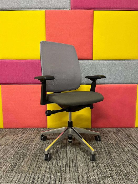 Fotel biurowy obrotowy ergonomiczny Haworth Lively okazja!