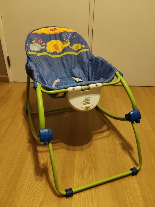 Cadeira de bebé com música