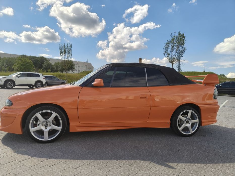 Opel Astra F кабріолет
