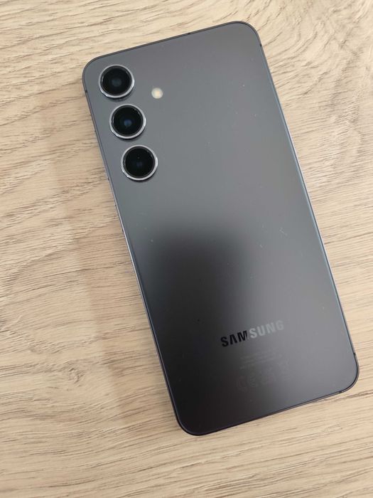 Samsung S24 5G SM-S921BZKDEUB Preto ônix 128GB (Setembro 2024)