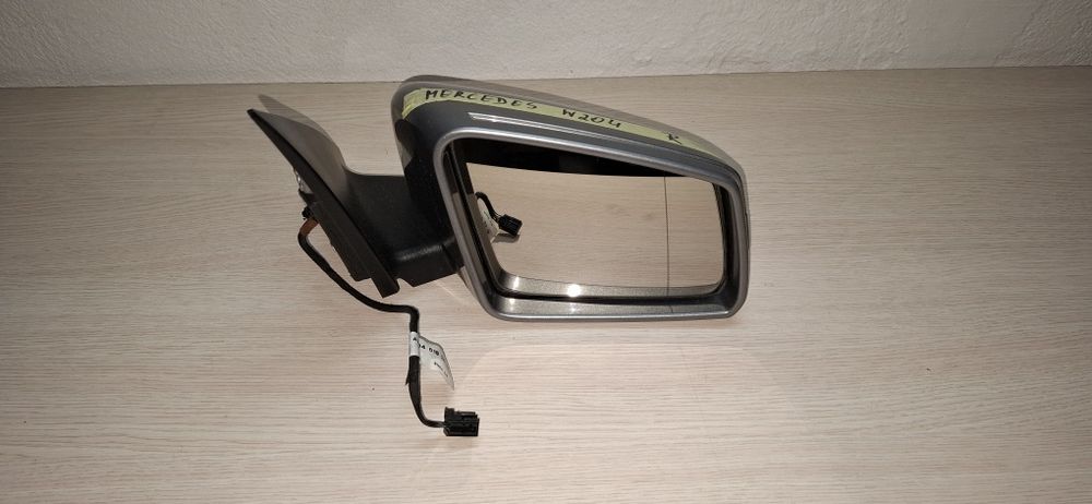 Lusterko Prawe Mercedes W204