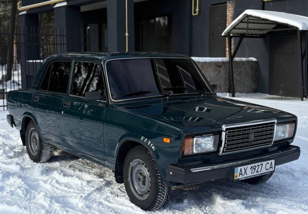 Автомобіль ваз 2107