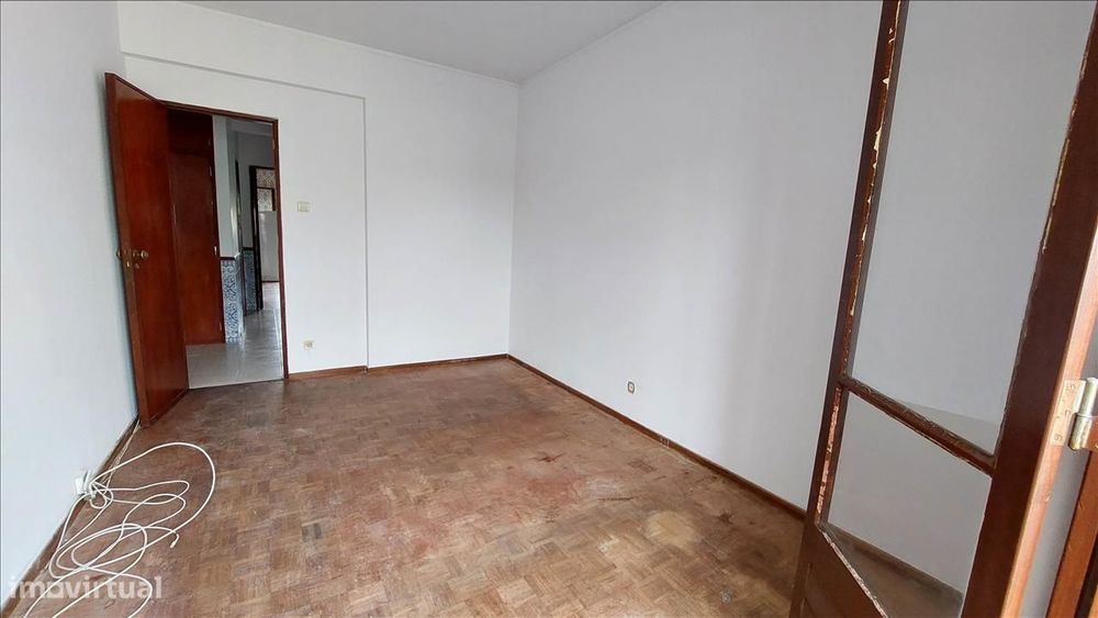 Apartamento T2 em Mem Martins