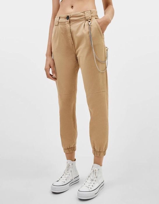 Жіночі брюки-карго Bershka