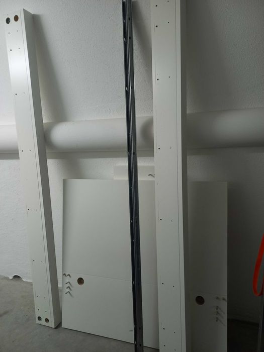 Cama IKEA solteiro 90x200 + colchão molas ensacadas e estrado (1 ano)