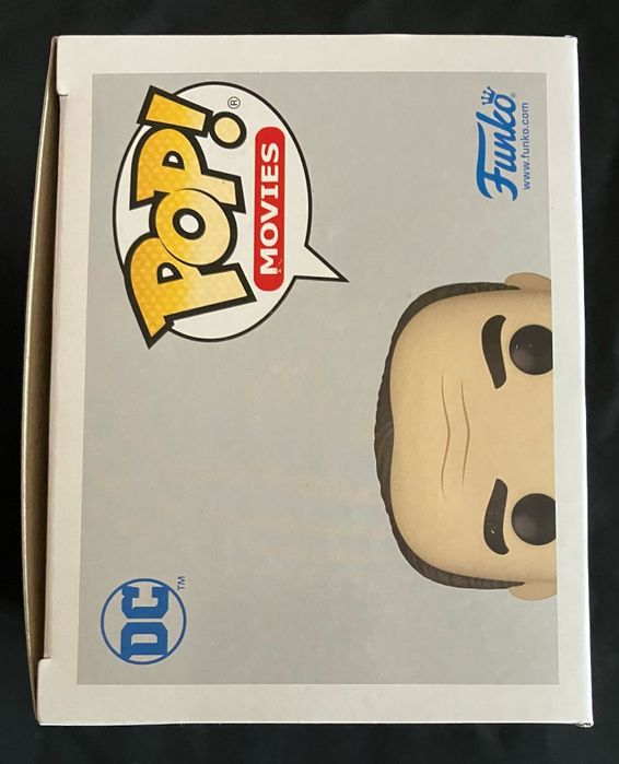 The Batman Oswald Cobblepot 1191 Chase Funko Pop