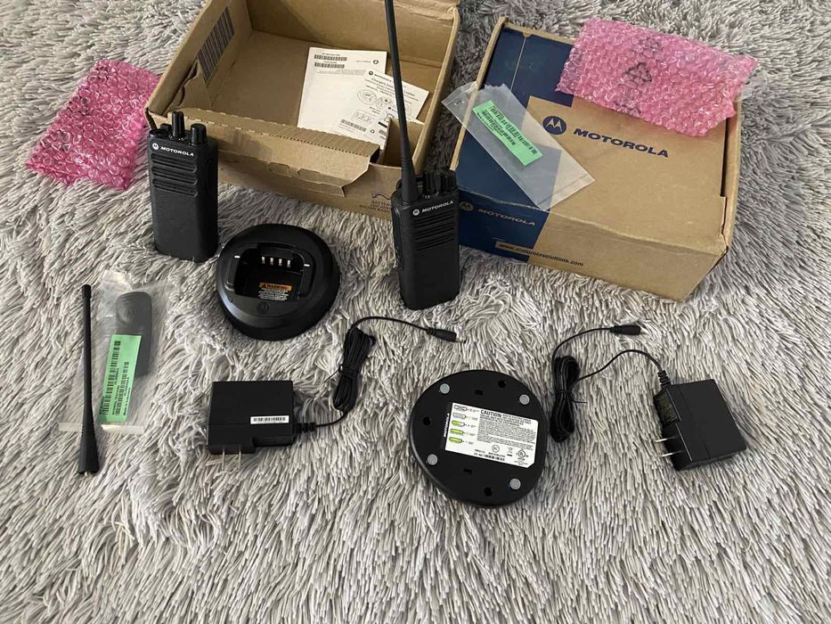 Рация Motorola CP100D Портативная радиостанция Аналоговое радио