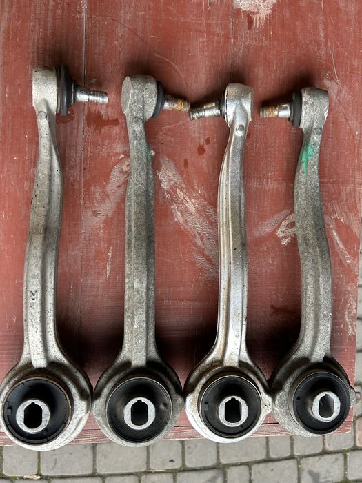 Важелі передні Mercedes c-class w203