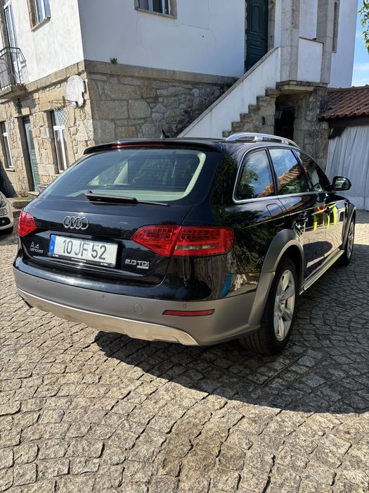 Audi A4 Allroad 2011