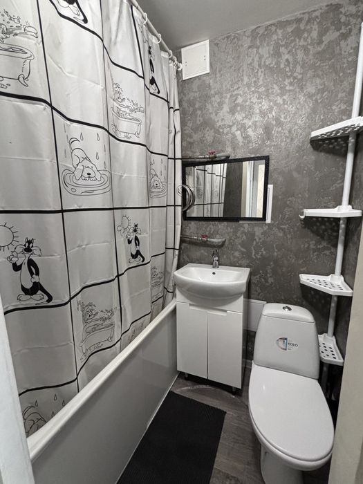 Здаю двокімнатну квартиру в центрі міста, район «Червоний міст».