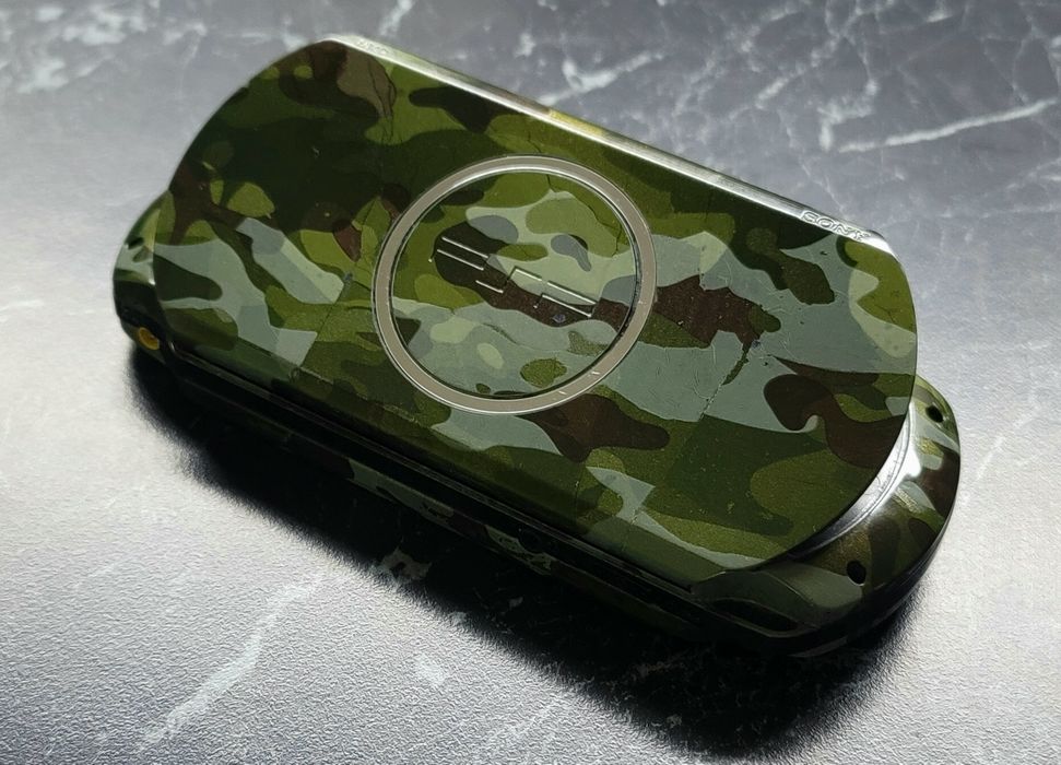 Sony PlayStation Portable PSP Street Shadow Camo Edition