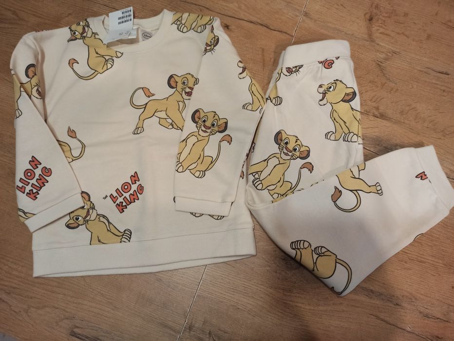 Dres Disney H&M Król Lew