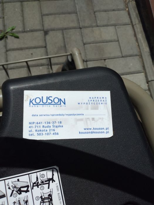 Chodzik dla starszej osoby
