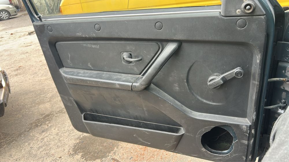 Накладка дверки нива бу (тільки водія)