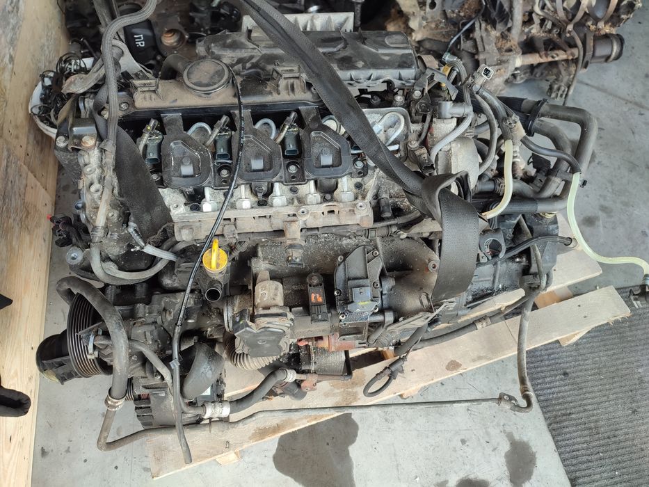 Двигун двигатель 2.0 евро 5 trafic vivaro primastar laguna espace kole