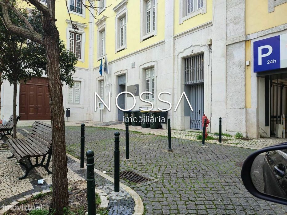 Fantástico Escritório com 4 salas, Chiado