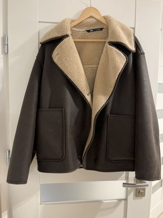 Kurtka Zara r.S zapinana na guziki