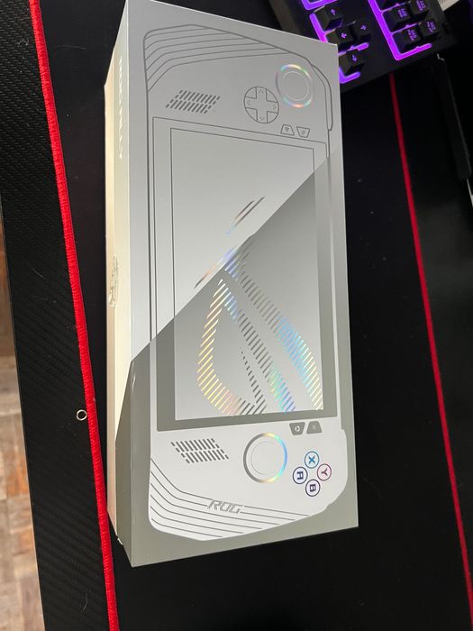 Asus Rog Ally Z1 (512 GB) + DockStation