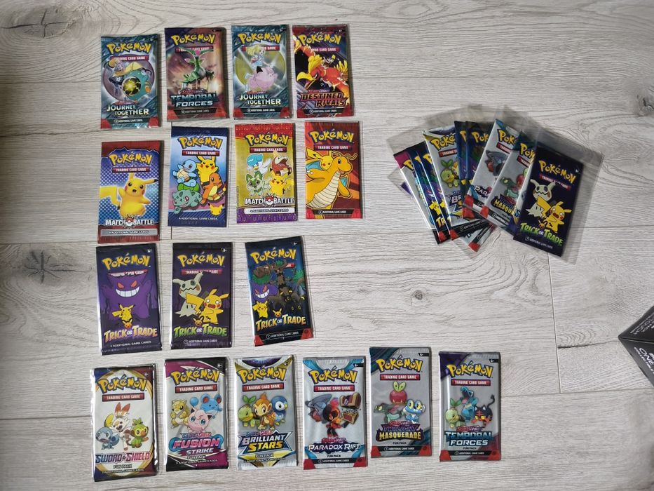 Boostery pokemon kolekcja