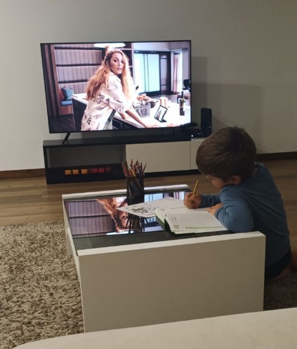 Vendo aparador + mesa - sala de estar