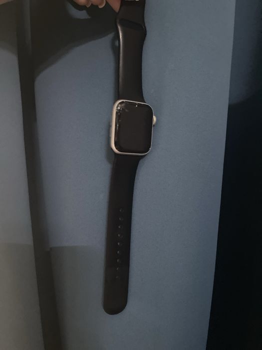 продам apple watch se 42-44мм