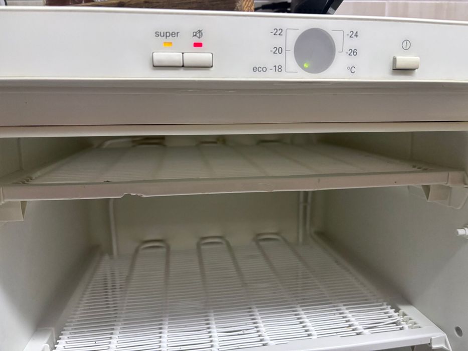 Arca branca em bom estado