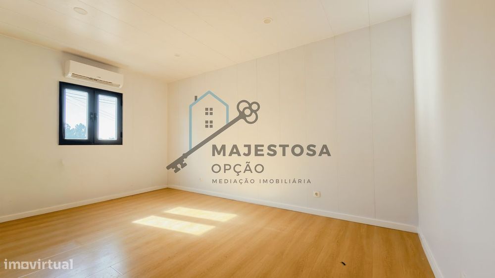 Moradia Térrea Modular com Jardim — Gandra, Paredes