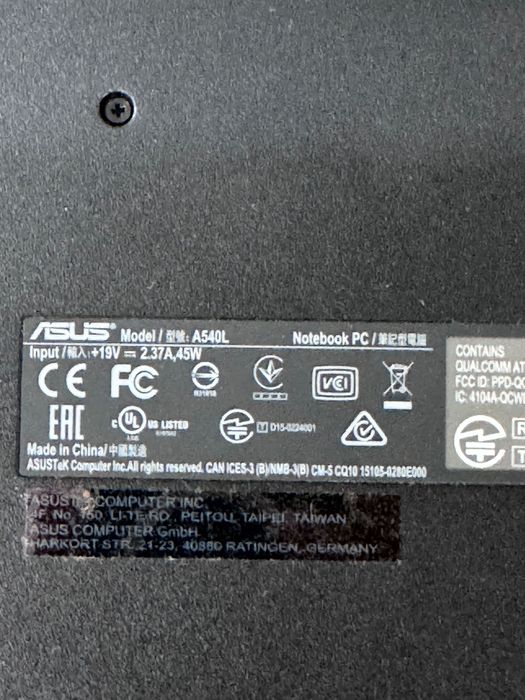 Laptop Asus prawie nie używany