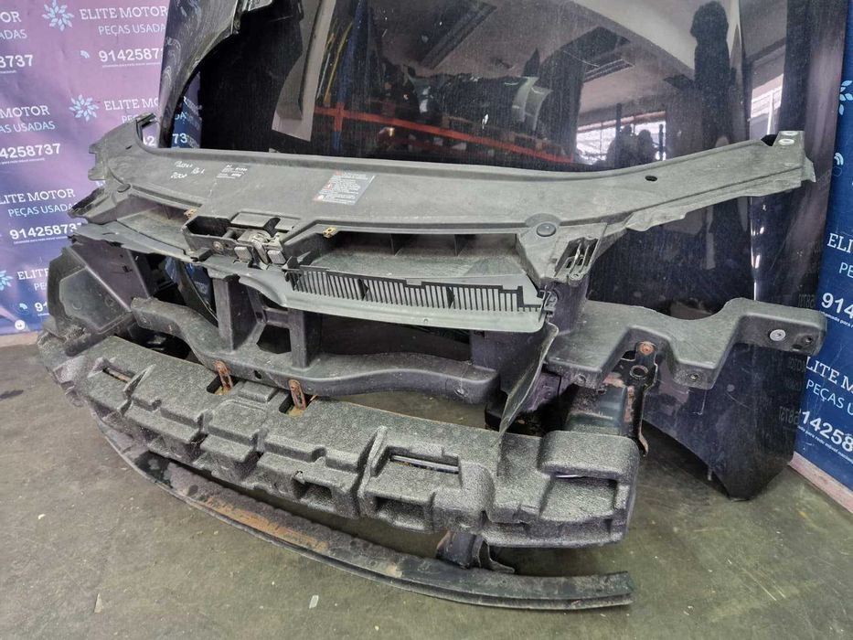 Frente completa usada VW PASSAT B6 2.0 TDI capot parachoques oticas guardalamas reforço
