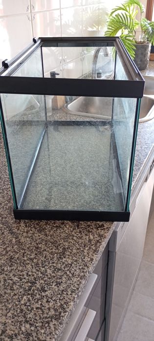 Aquário usado de 60cm