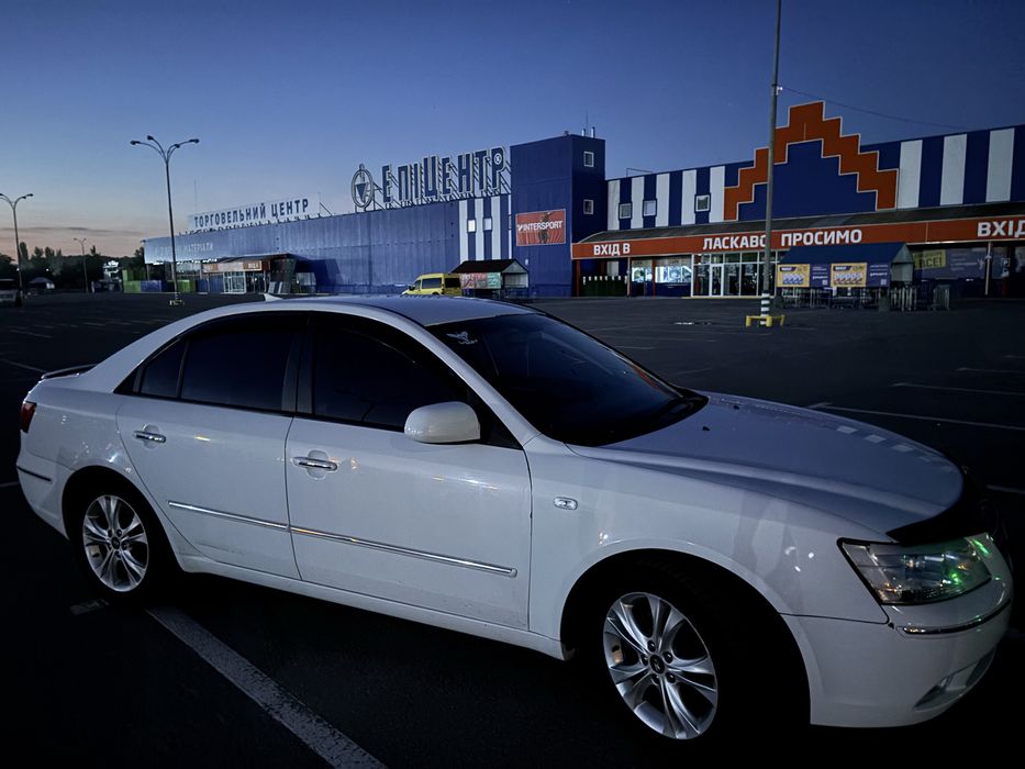 Hyundai Sonata 2.0 LPI(штатний газ) Автомат